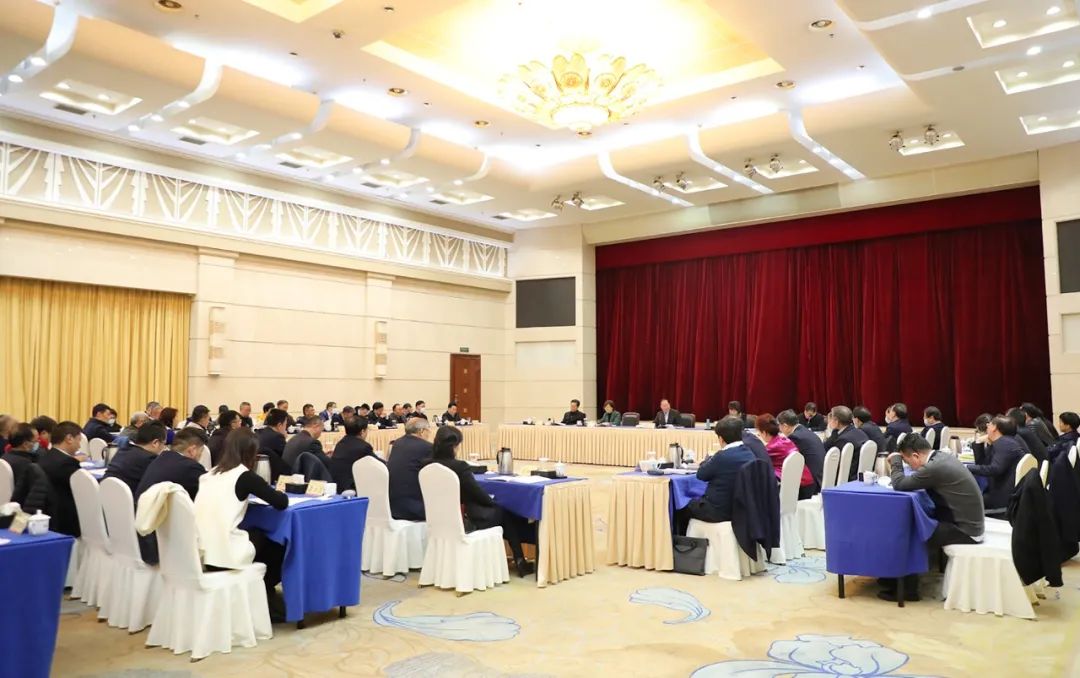 毛偉明省長出席全省民營企業(yè)家座談會，湘江電纜董事長侯少斌應(yīng)邀參加
