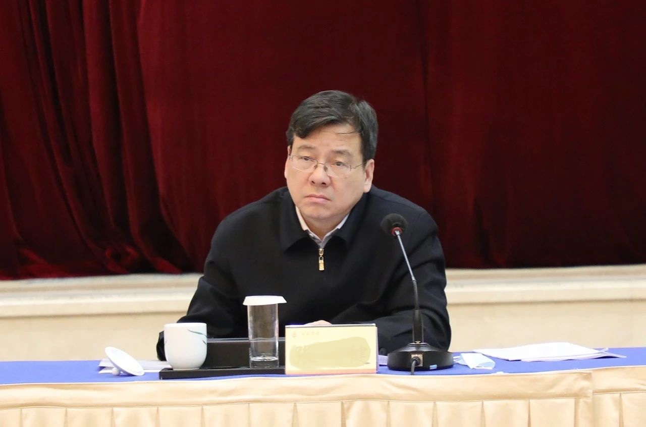 毛偉明省長出席全省民營企業(yè)家座談會，湘江電纜董事長侯少斌應(yīng)邀參加