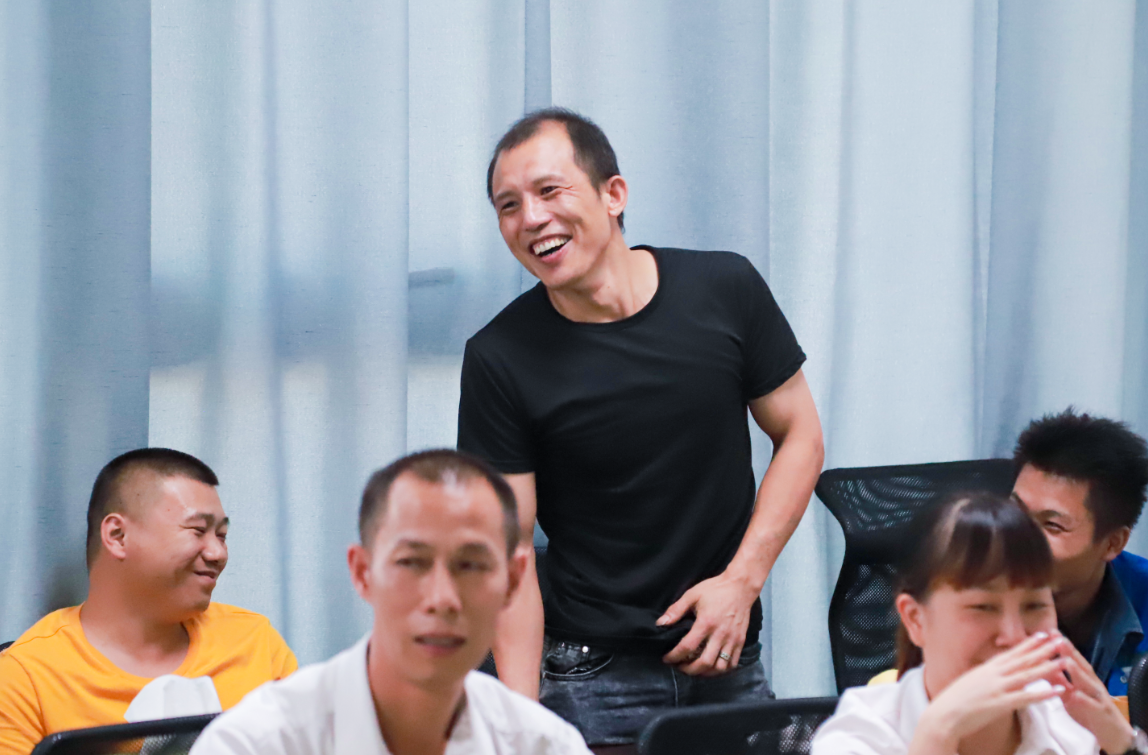 情滿中秋，共話未來。湘江電纜工會舉行中秋茶話會
